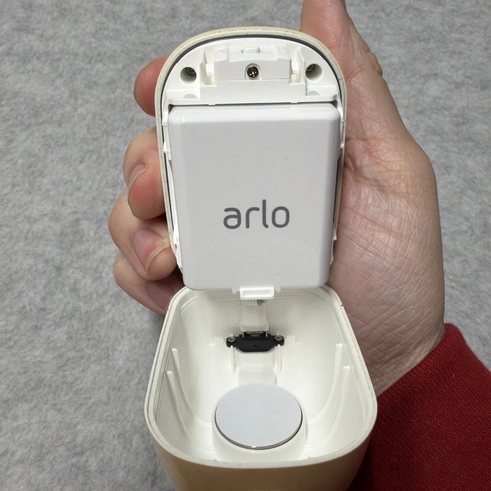 Netgear Arlo Pro VMC4030 Add-On Wireless Security Camera White with Battery